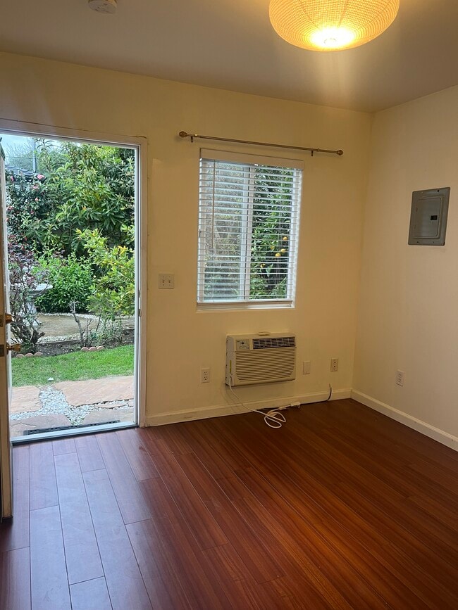 Living Room - 1950 S Bentley Ave