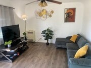 Photo - 3519 E 8th St