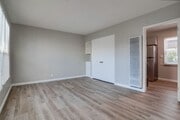 Photo - Upgraded Studio in Belmont Shore Available Now!! Unit 7