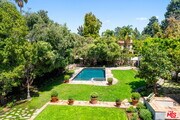 Photo - 1004 N Beverly Dr House