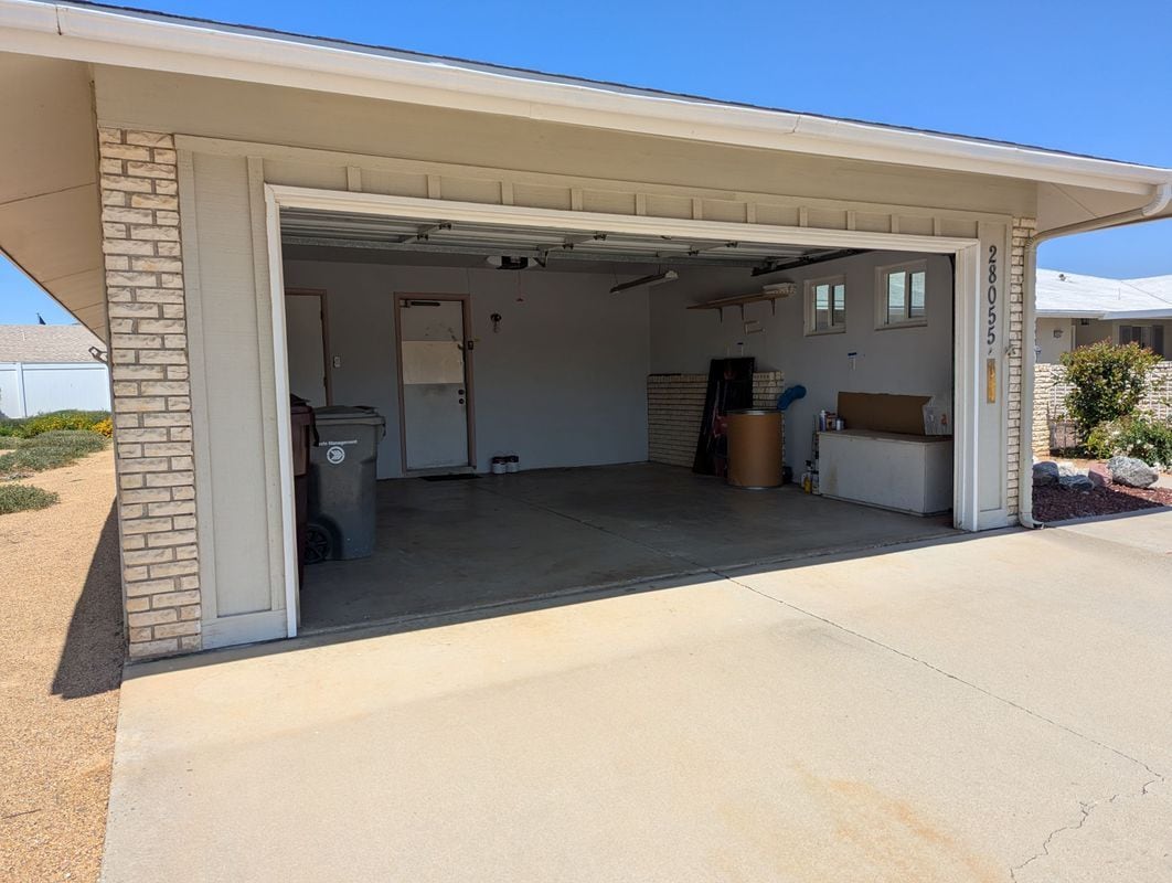 Photo - 28055 Grosse Point Dr