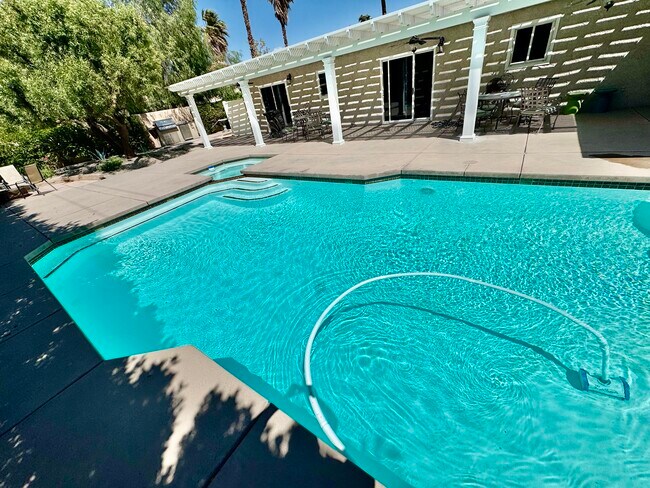 Photo - 2005 N Viminal Rd