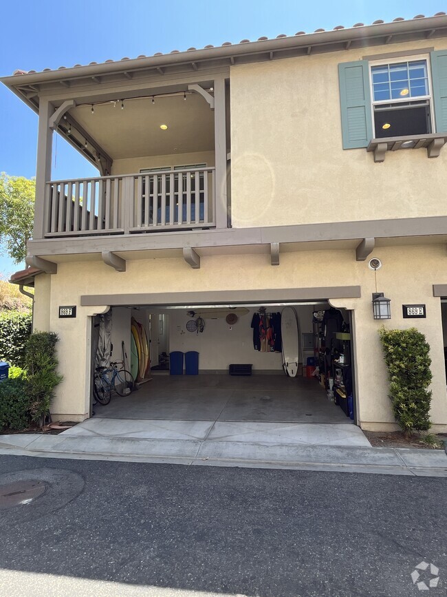 Building Photo - 869 East Mountain Way Rental