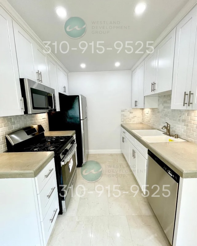 Photo - 1619 Brockton Ave Unit 202