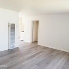 Photo - 140 E Pearl St