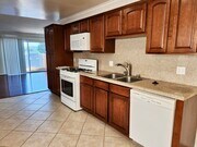 Photo - Spacious 3 bedroom condo in Van Nuys