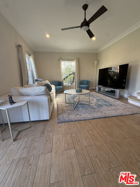 Photo - 439 S Sherbourne Dr