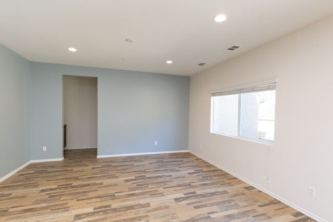 Photo - 4 Bed, 3 Bath - Fallbrook Single Family Home