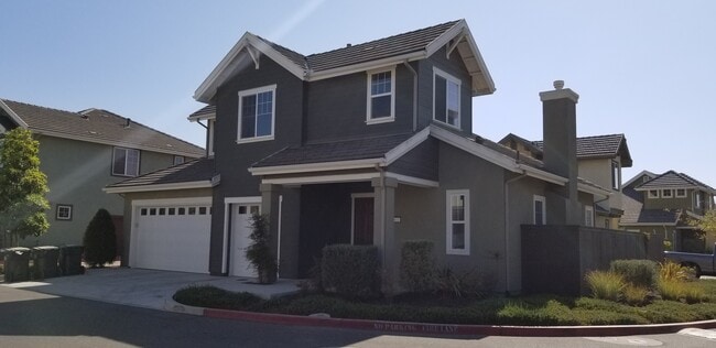 Photo - Pleasant 4 Bedroom 2.5 Bath Home Located i...