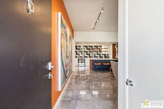 Photo - 427 N Calle Rolph