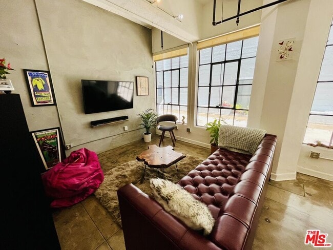 Photo - 746 S Los Angeles St Unit 302