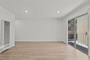 Photo - 15286 Sutton St
