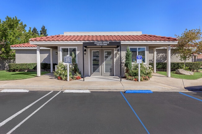 Photo - Sunset Pointe