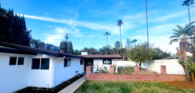 Photo - 20851 Jan St