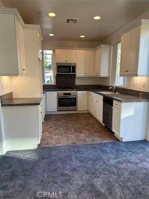 Photo - 650 Huron Pl