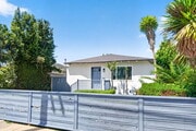 Photo - 10817 Charnock Rd