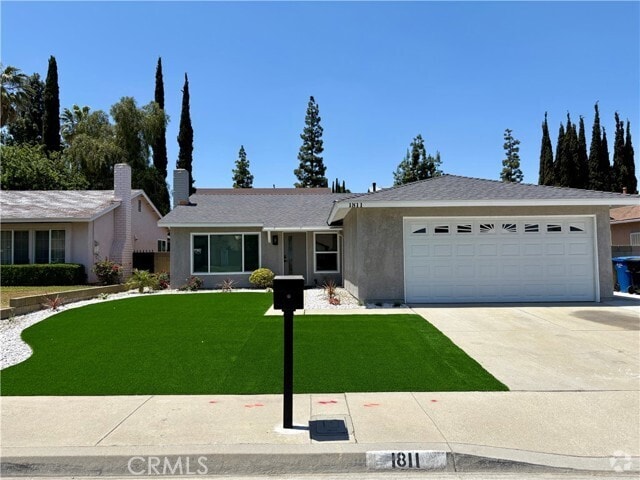 Building Photo - 1811 Nausika Ave Rental