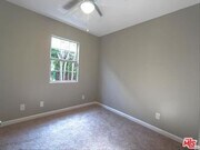 Photo - 201 E 74th St