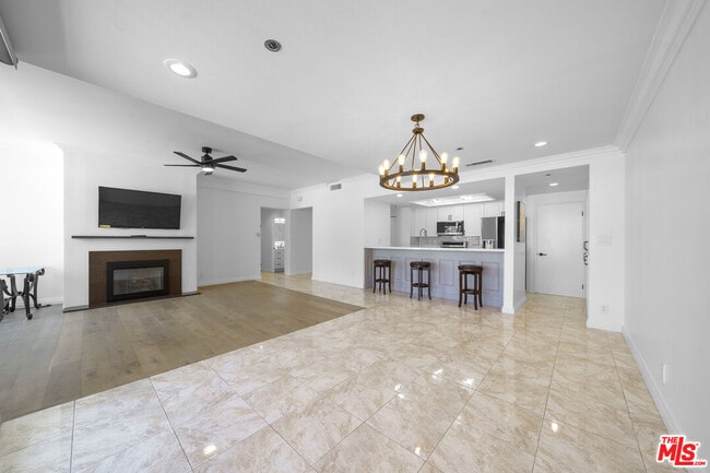 Photo - 600 W 9th St Unit 1502