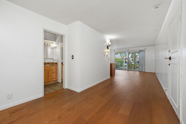 Photo - 200 McNeil Ln Unit 215
