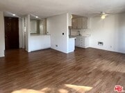 Photo - 6000 Canterbury Dr Unit D212