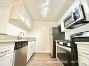 Photo - 1725 Grismer Ave Unit 110