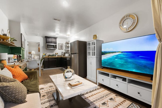 Photo - 5551 Churchward St Unit ID1465017P