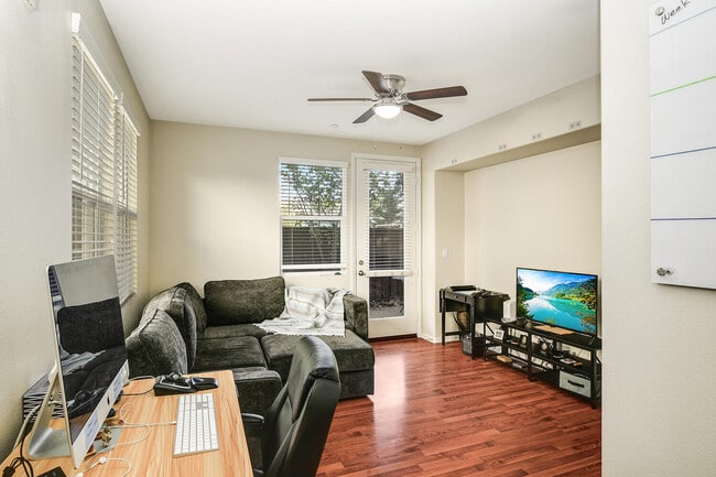 Photo - 751 Paradise Way