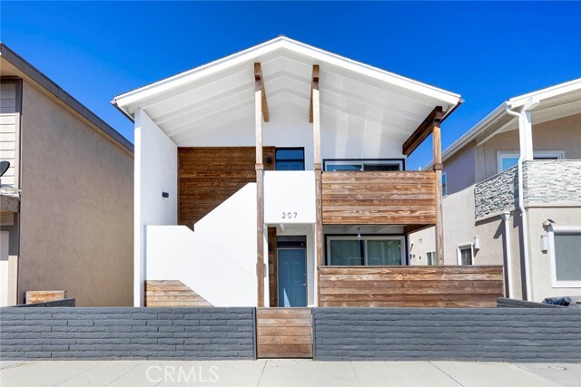 Photo - 207 Cypress St Townhome