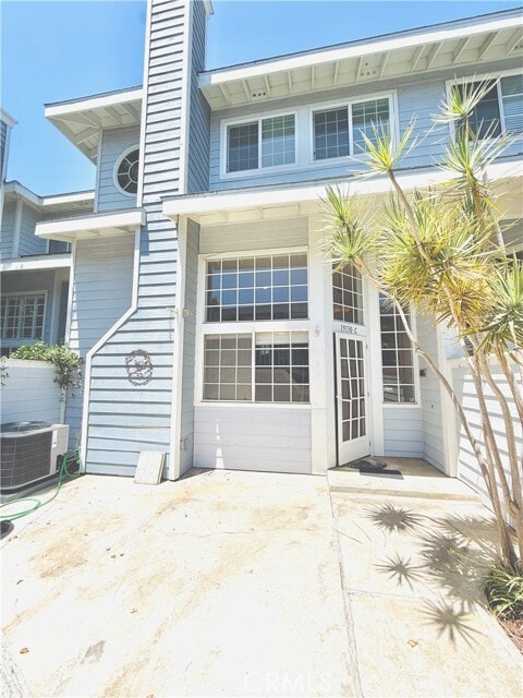 Photo - 19130 Beachcrest Ln Condo Unit C