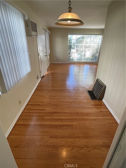 Photo - 823 La Cadena Ave