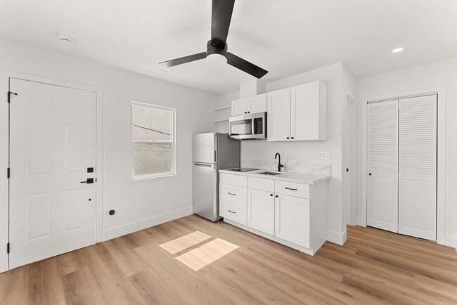 Photo - 749-749.5-7495 York Ct Unit 749.5 York Court