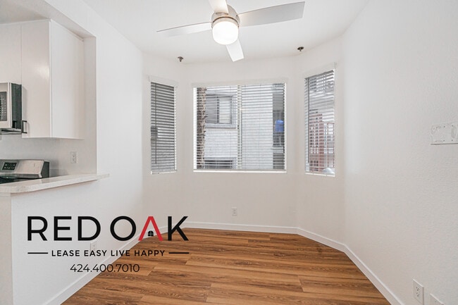 Photo - 7370 Hawthorn Ave Unit 105