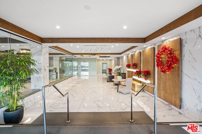Photo - 4460 Wilshire Blvd Unit 406