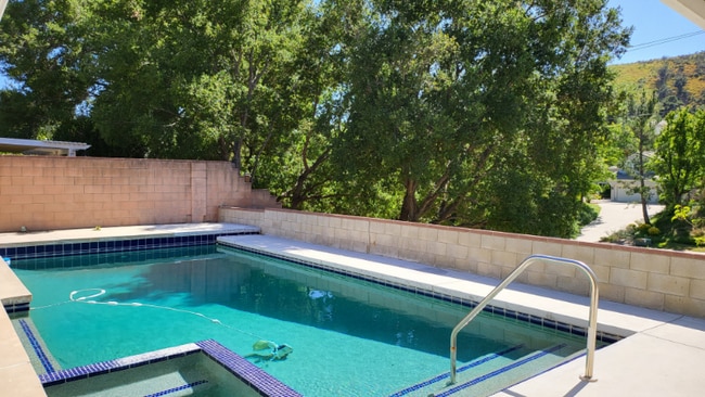 Photo - 3815 Patrick Henry Pl