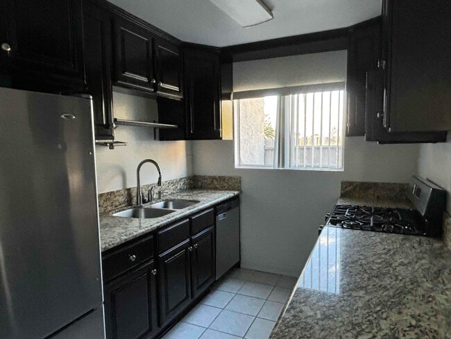Photo - 2255 Cahuilla St House