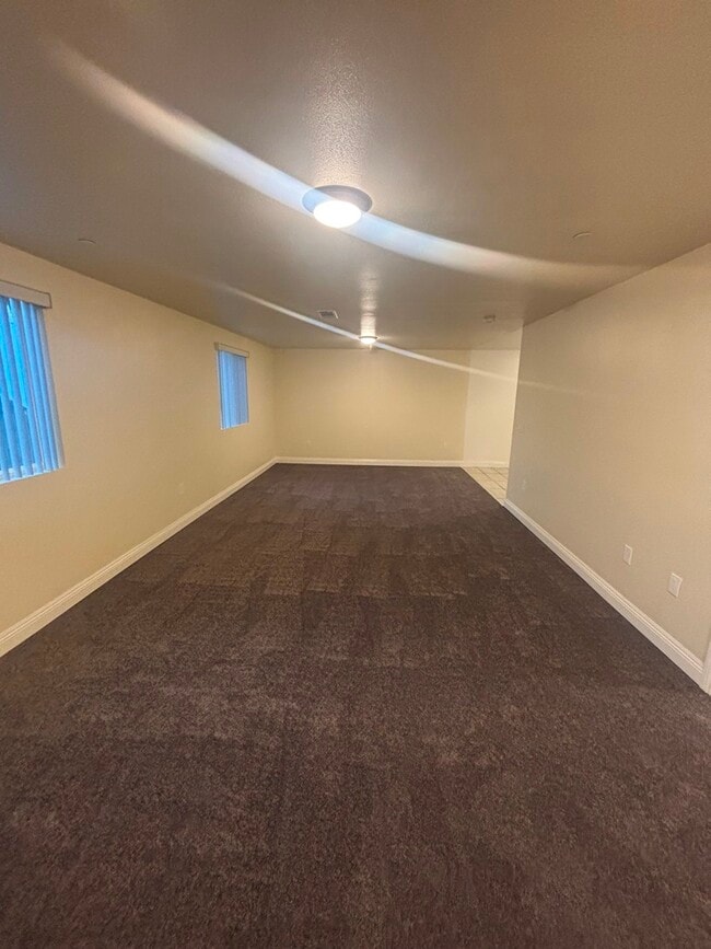 Photo - 422 E 101st St