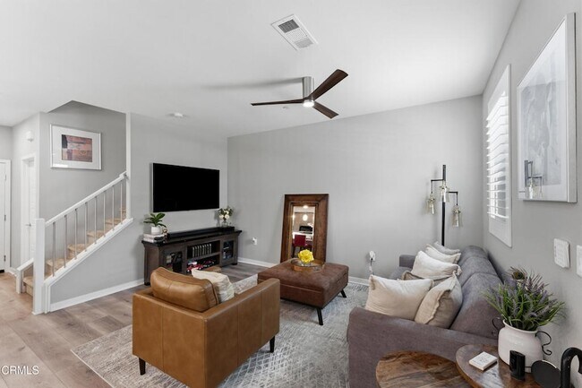 Photo - 643 Winchester Dr