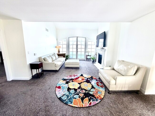 Photo - 1430 Colby Ave Unit 303