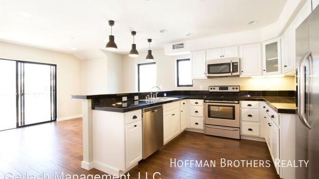 Photo - 1158 W 29th St Townhome