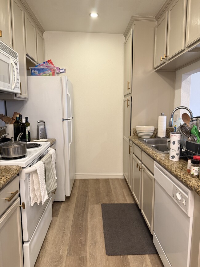 Photo - 1123 Sepulveda Blvd Unit J-203