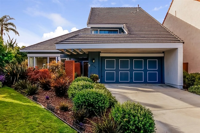 Building Photo - 4 bd, 3 bth SFR in Carlsbad