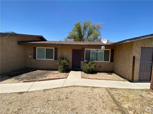 Building Photo - 13192 Navajo Rd Rental
