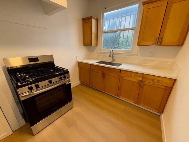 Photo - 2801 San Marino St Unit 2