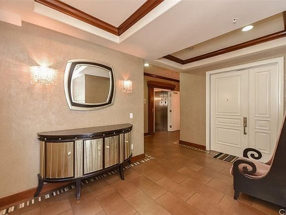 Photo - 1316 Amherst Ave Unit 201