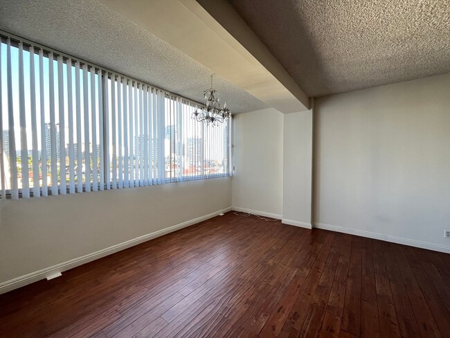 Photo - 969 Hilgard Ave