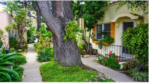 Building Photo - 1307 17th St Rental