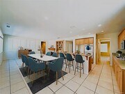 Photo - 17231 Greentree Dr House