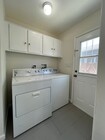 Photo - AVAILABLE NOW! Encino home w/all appliance...