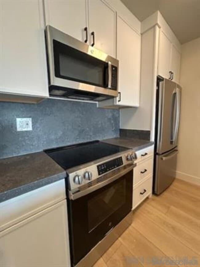 Photo - 811 W Nutmeg St Unit 306